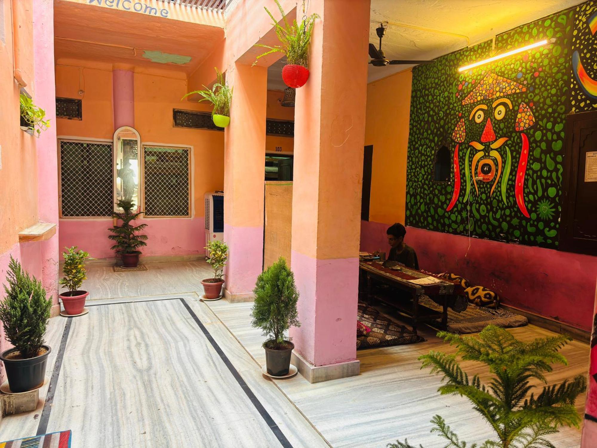 Hostel Monalisa Pushkar Exterior photo